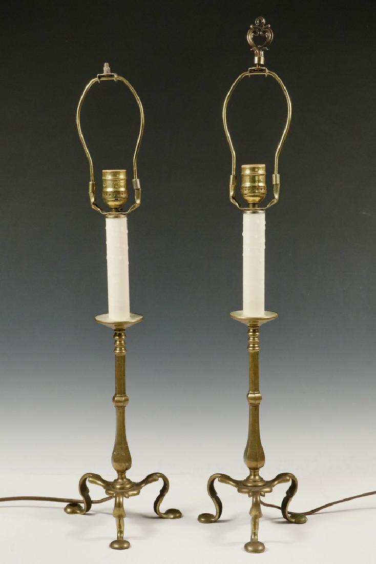 PAIR OF TABLE LAMPS (1 of 2)
