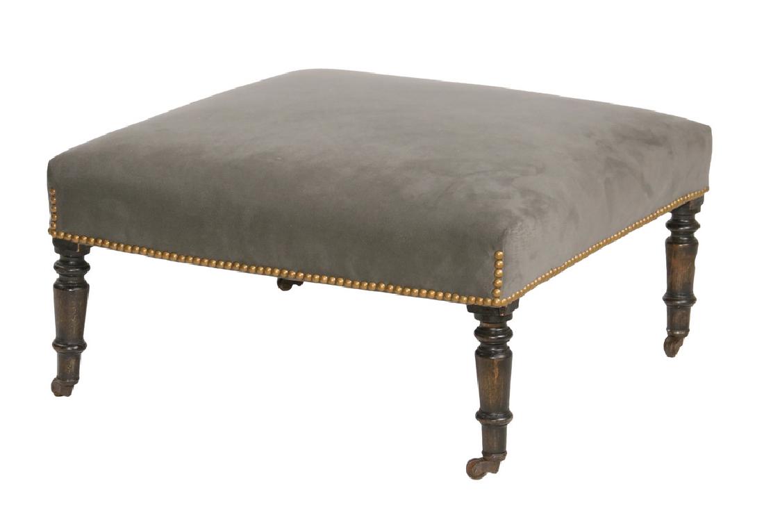 SHERATON OTTOMAN (1 of 1)