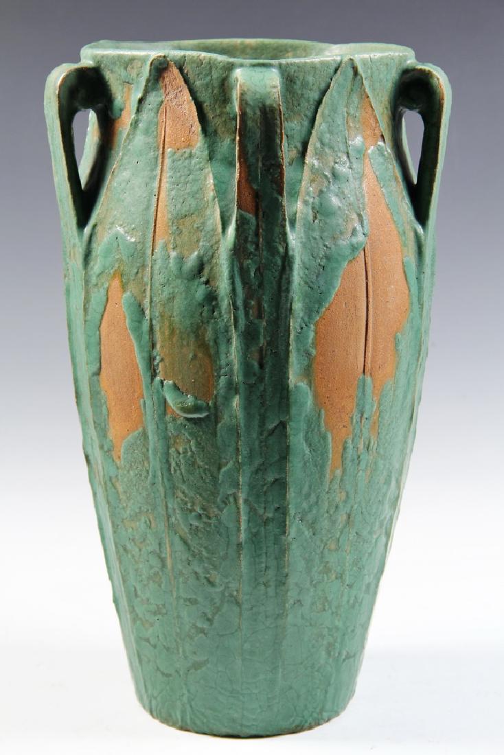 GRUEBY POTTERY VASE (1 of 4)
