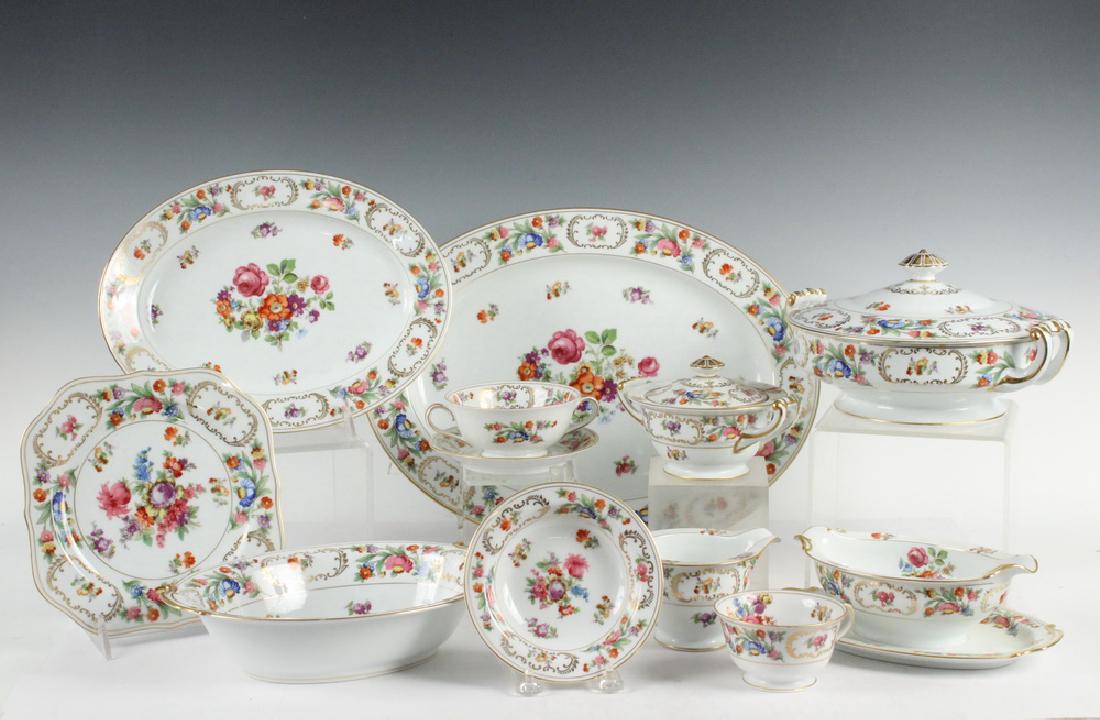 (109 PCS) NORITAKE DRESALDA DINNERWARE (1 of 3)