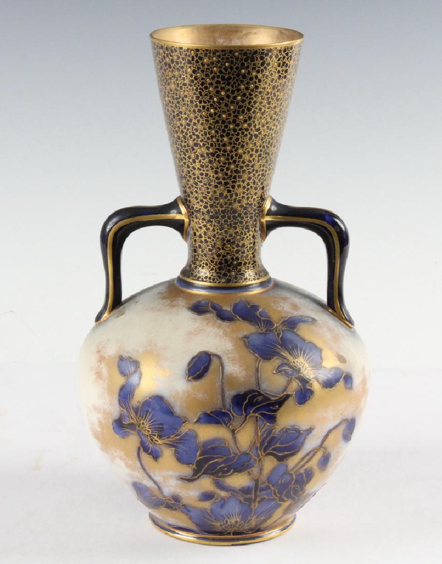 DOULTON BURSLEM VASE Sep 19, 2018 Thomaston Place Auction Galleries