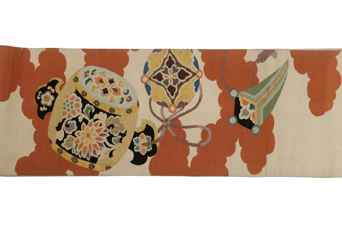 JAPANESE EMBROIDERED SILK MARU OBI (1 of 2)