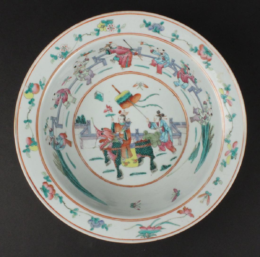 CHINESE PORCELAIN BASIN (1 of 2)