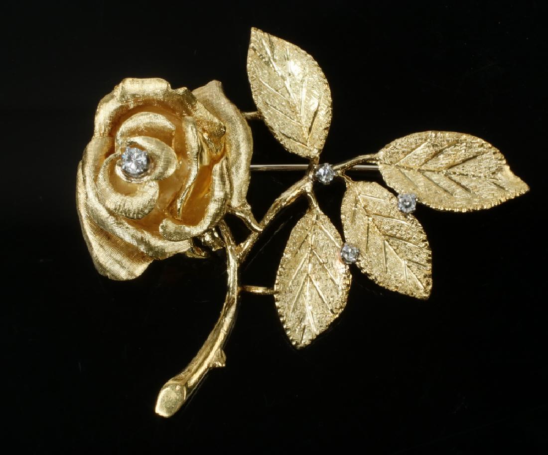 BROOCH (1 of 2)