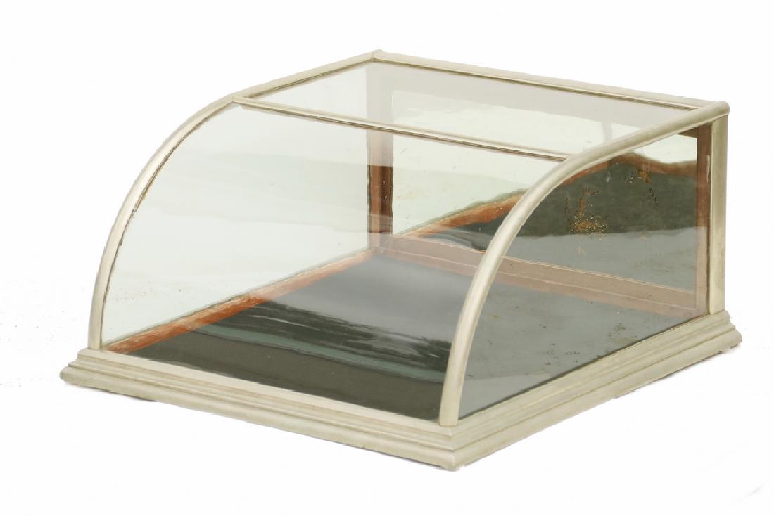 Countertop Display Cabinet With Curved Glass Nov 11 2018