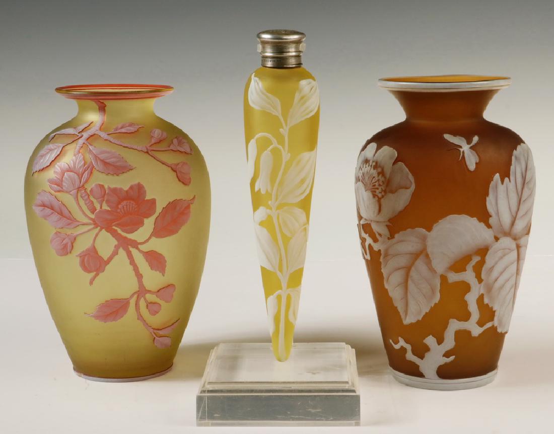 (3 PCS) THOMAS WEBB CAMEO GLASS: Group of (3) Pieces of Late 19th c. Cameo Glass by Thomas Webb & Sons, Stourbridge, England, including: Vase with yellow ground and white and red roses decoration, engraved cartouche mark 'Thomas Webb