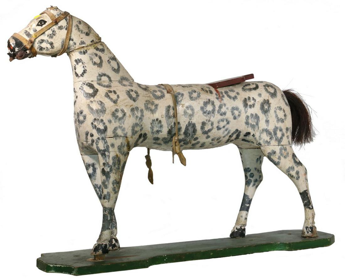 LARGE SPOTTED HORSE WOODEN PULL TOY (1 of 3)