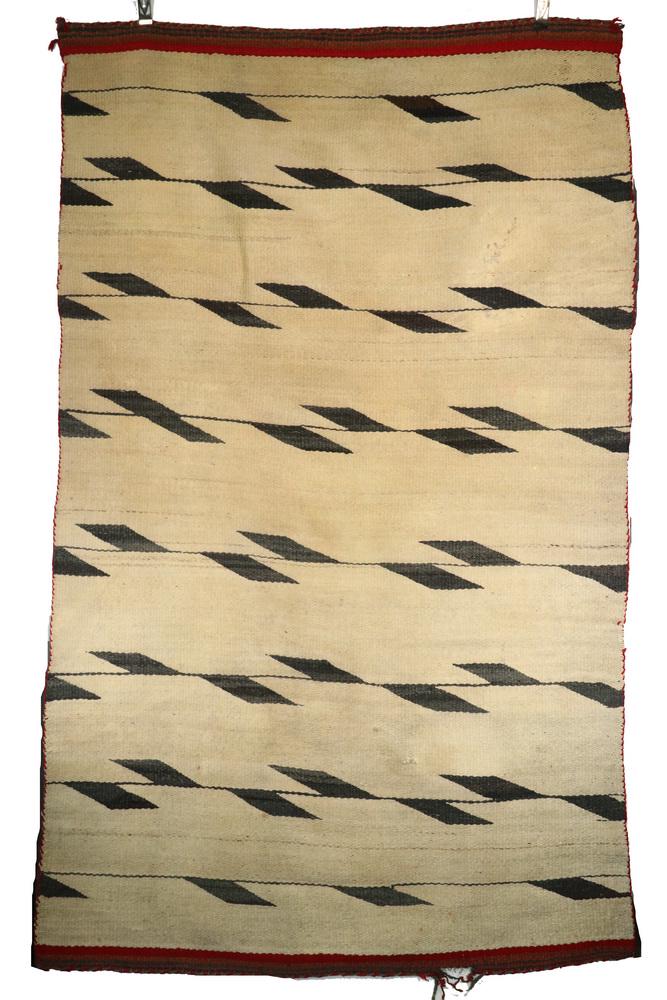 VINTAGE NAVAJO RUG - 73" x 44" (1 of 5)