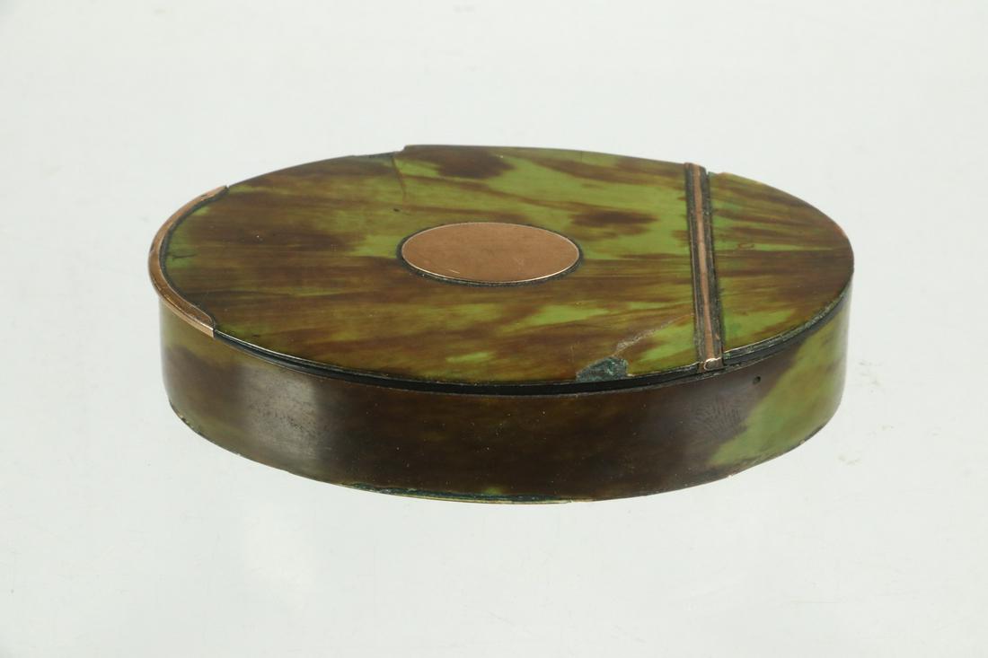 EARLY 19TH C. ENGLISH GOLD MOUNTED GREEN TORTOISESHELL (1 of 3)