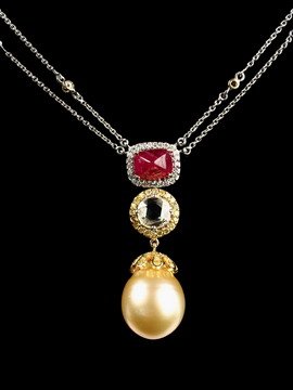 Necklace 18K Diamonds Ruby South Sea Pearl