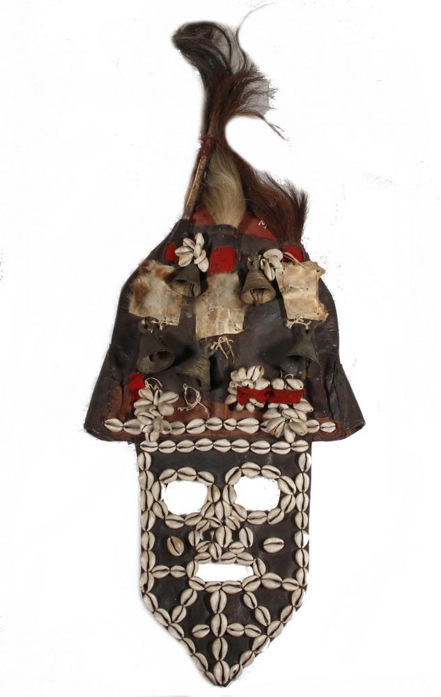 AFRICAN HELMET MASK (1 of 4)