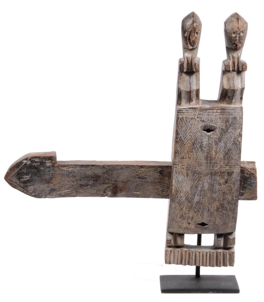 AFRICAN LATCH (1 of 5)