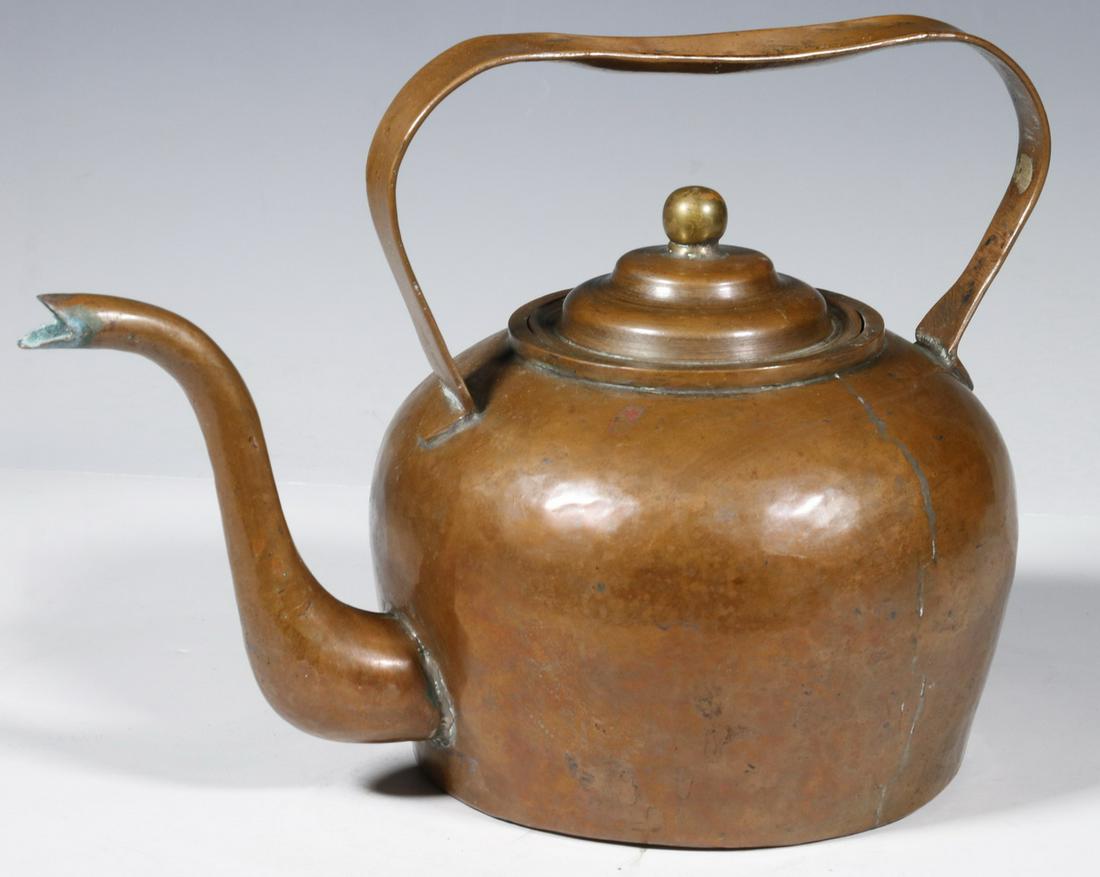 COPPER KETTLE BY FRED HOLZHAUSER, WILMINGTON, DE: Early 20th c. Arts & Crafts Hammered Copper Kettle, by Wilmington, DE coppersmith Fred W. Holzhauser (1888-1984), dovetailed construction, with swan's neck spout, stepped lid with brass finial, maker'
