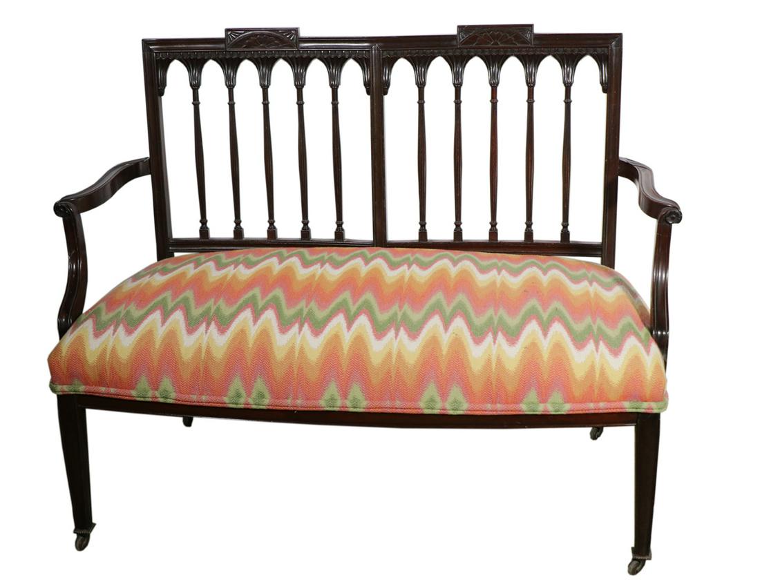 MAHOGANY SETTEE (1 of 1)