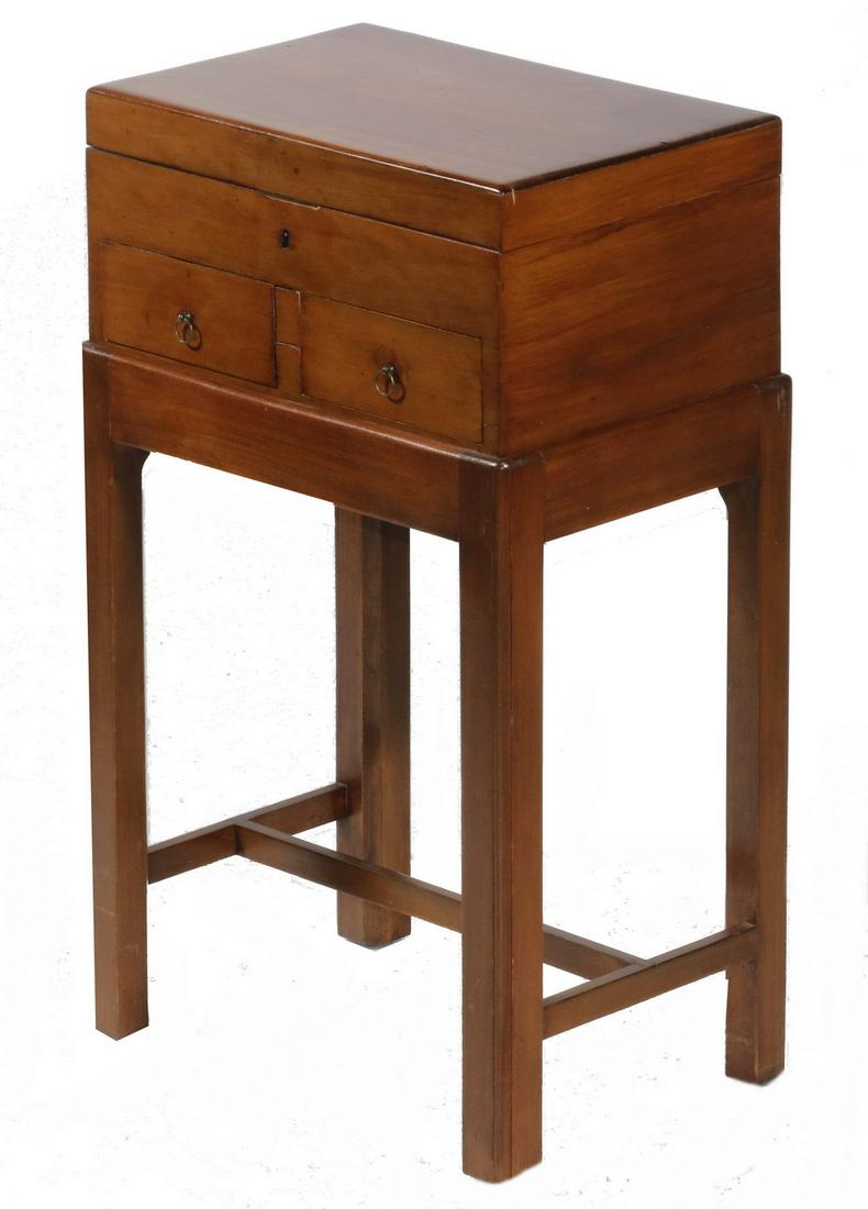 EARLY LIFT TOP BOX (1 of 2)