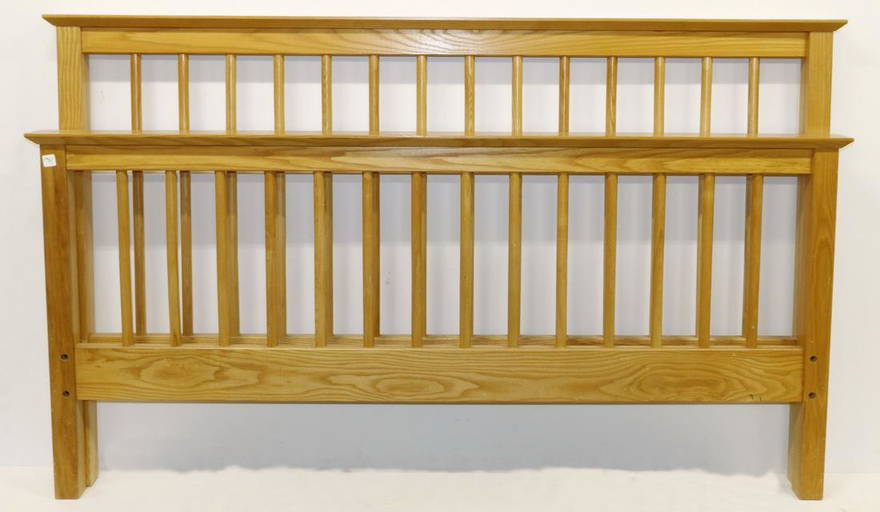 Queen Size Bed By Tubbs Vermont