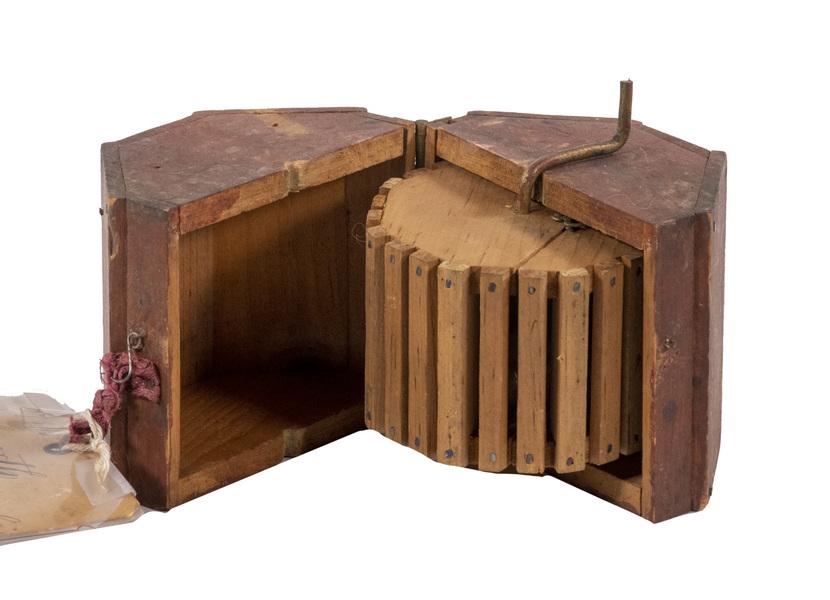 19TH C. US PATENT OFFICE MODEL (1 of 5)