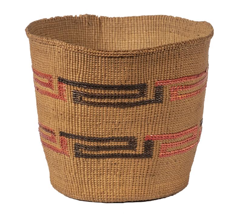 EARLY TLINGIT BASKET (1 of 3)