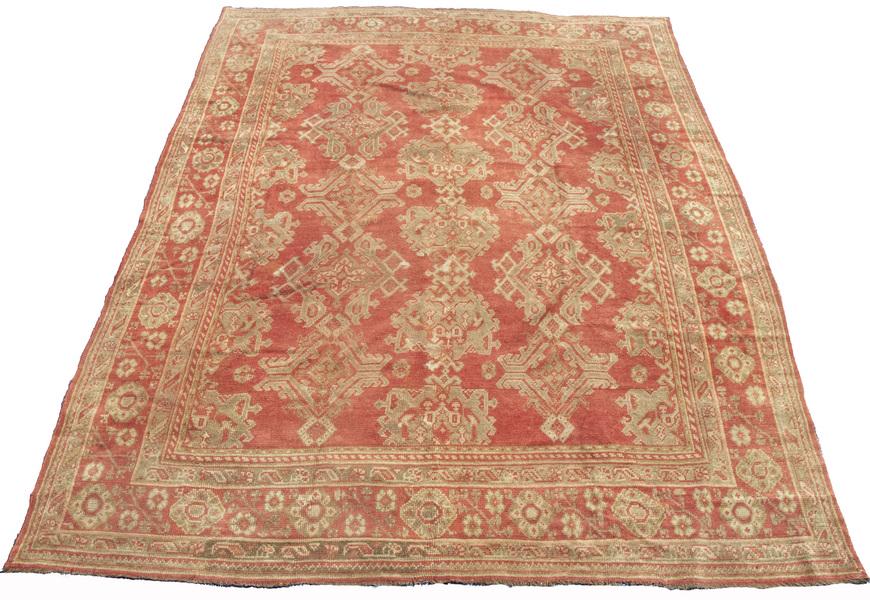 USHAK CARPET (1 of 2)