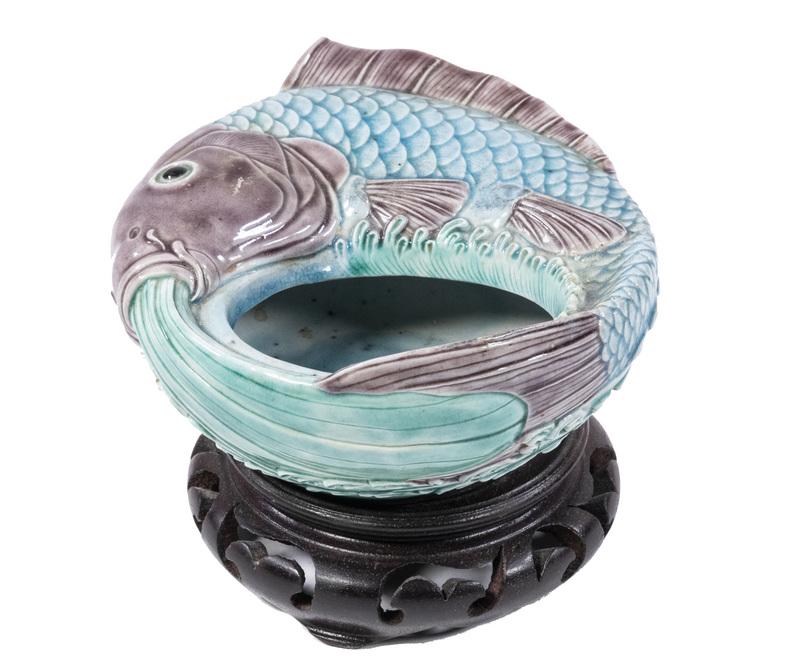 CHINESE PORCELAIN CARP FORM BRUSH WASHER (1 of 5)