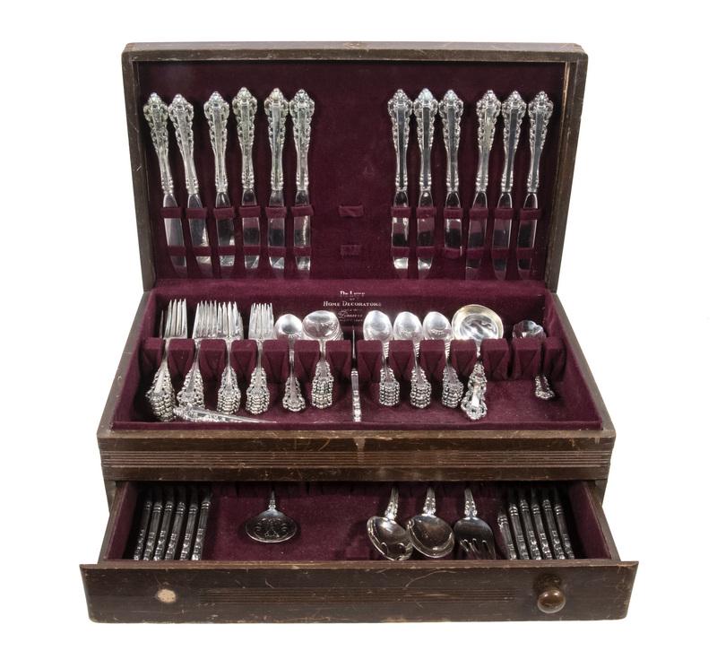 CASED (85 PCS) GORHAM MEDICI SILVER FLATWARE (1 of 5)