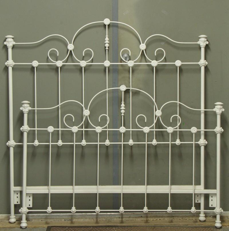 ELLIOTT'S DESIGNS FULL SIZE IRON BED Sep 22, 2021 Thomaston Place