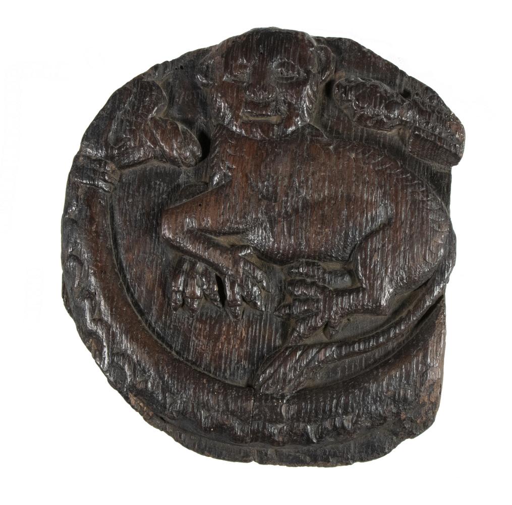 MEDIEVAL CARVED WOODEN PLAQUE (1 of 2)