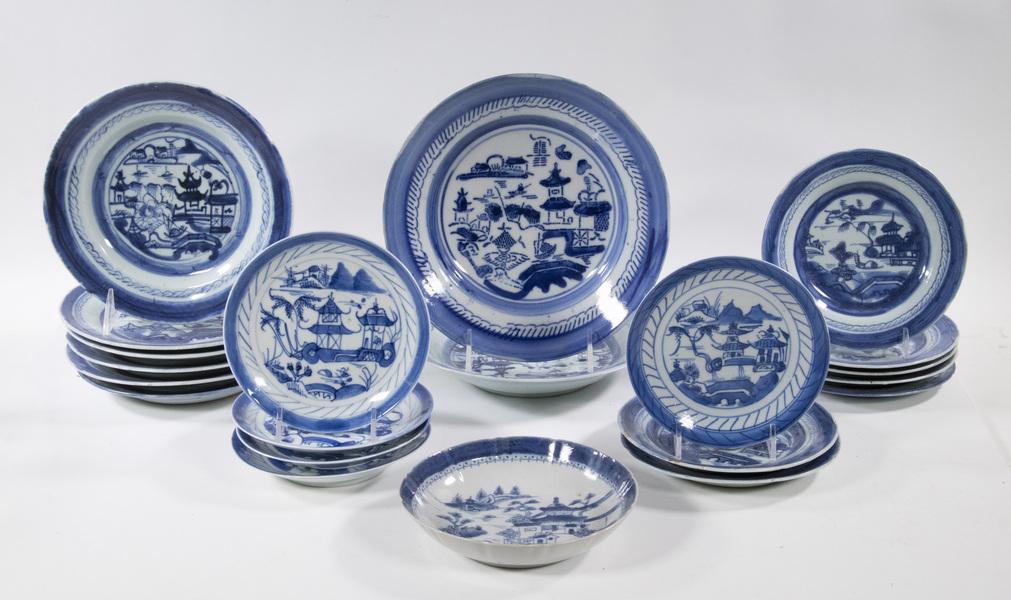 (21) CHINESE BLUE & WHITE PLATES AND BOWLS (1 of 3)