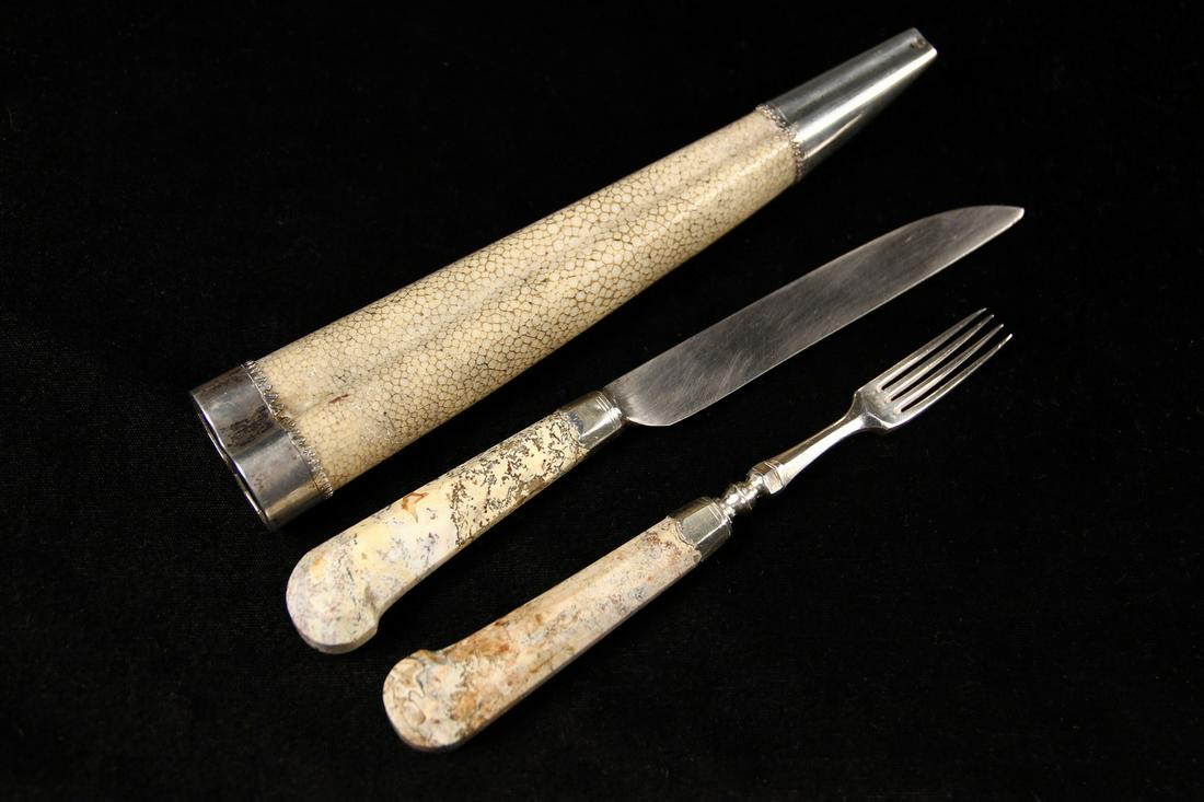 EARLY DUTCH CUTLERY SET (1 of 5)