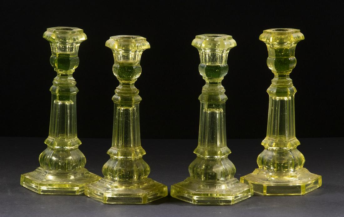 BOSTON & SANDWICH VASELINE GLASS CANDLESTICKS (1 of 2)