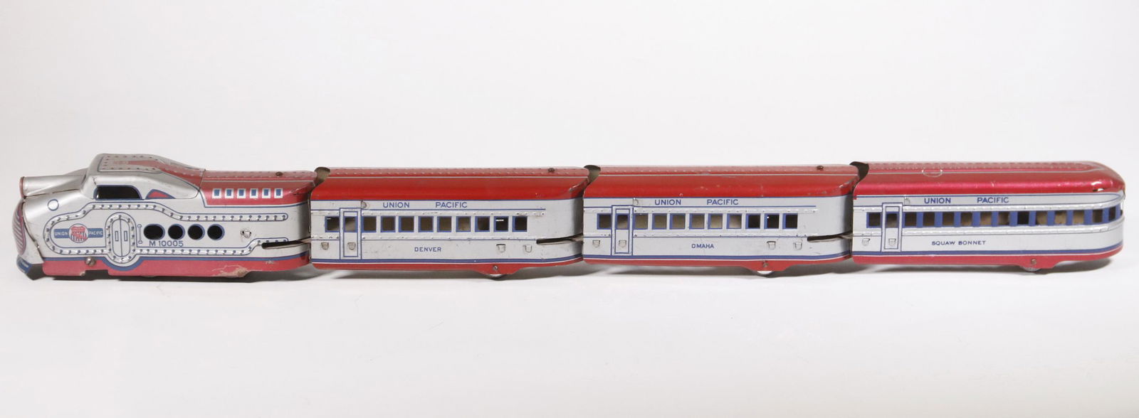 MARX FRICTION DRIVE TIN LITHO STREAMLINED TOY TRAIN (1 of 3)