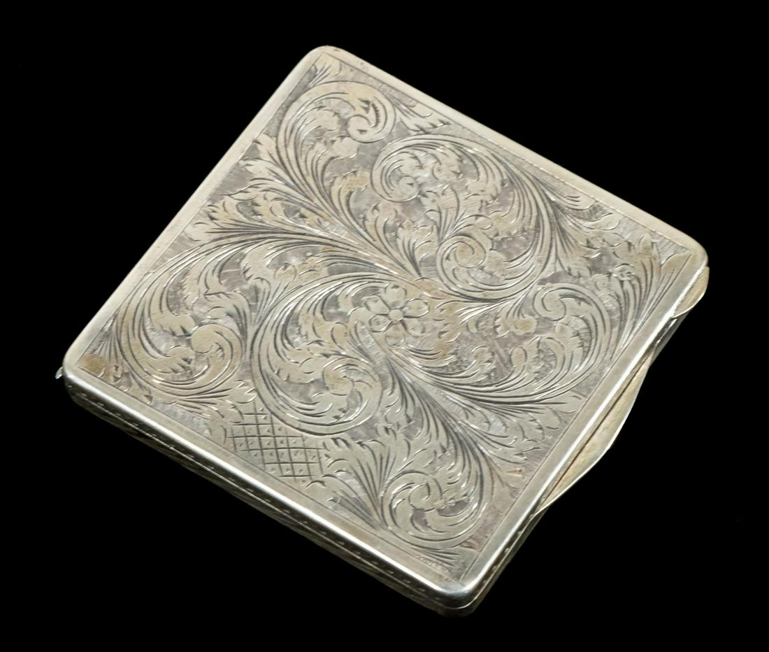 VINTAGE SILVER COMPACT (1 of 2)