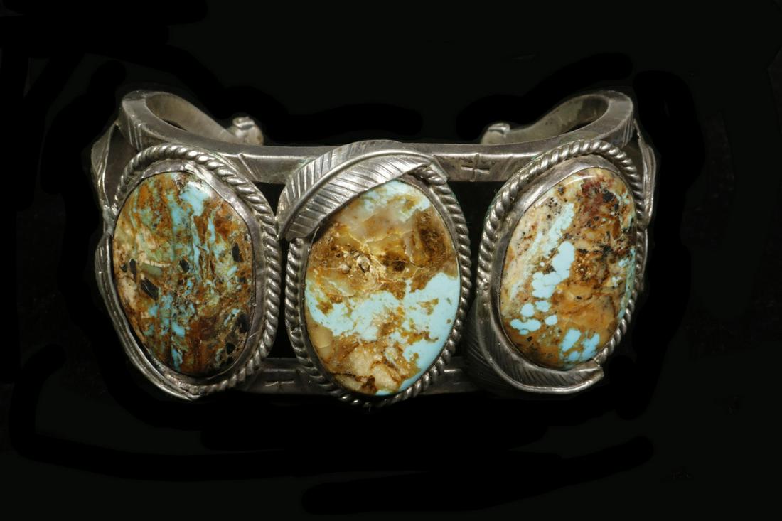 NATIVE AMERICAN SILVER & TURQUOISE BRACELET (1 of 3)