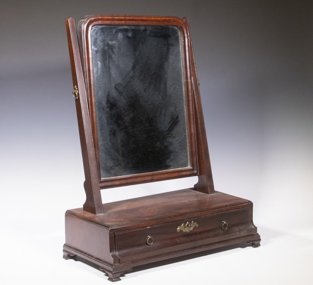 CHIPPENDALE SHAVING MIRROR (1 of 3)