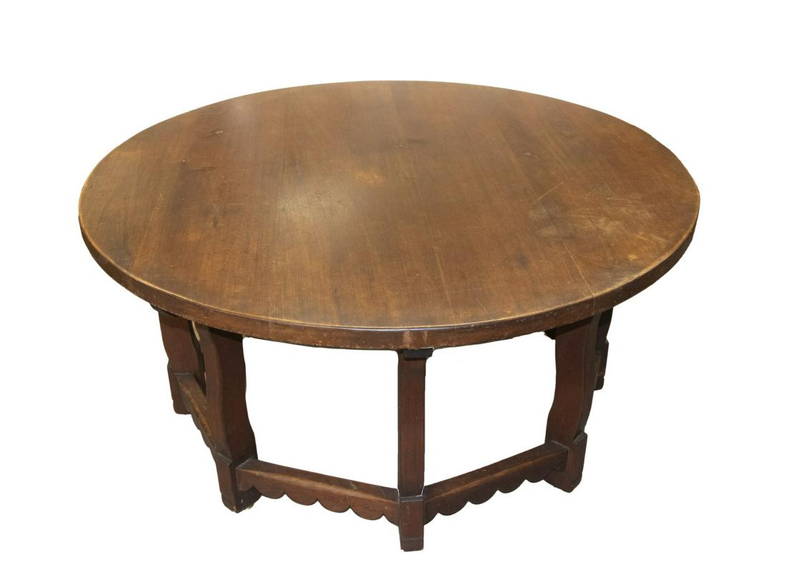MARILYN MONROE'S ROUND DINING TABLE (1 of 4)