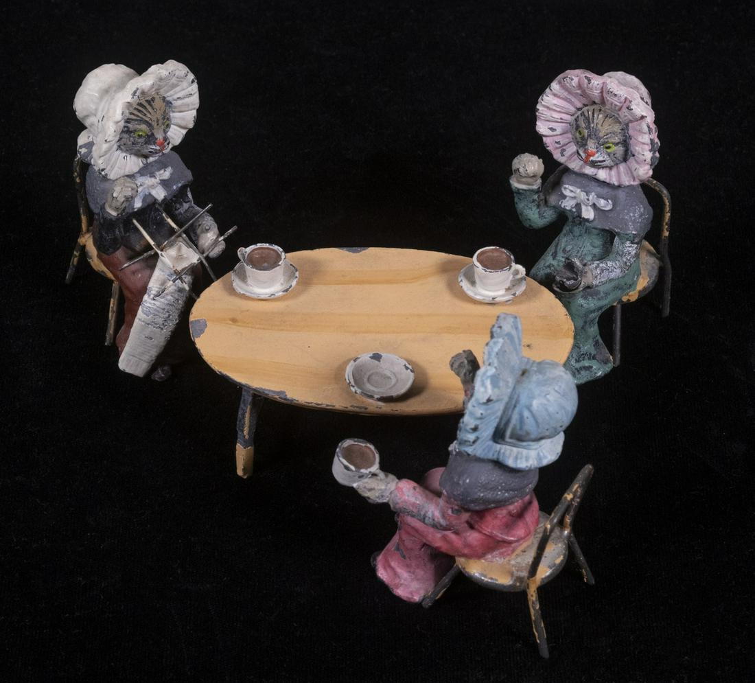 GEORG HEYDE PAINTED METAL CAT NODDERS TEA PARTY (1 of 2)