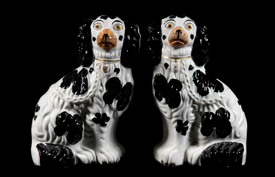 PR STAFFORDSHIRE SPANIEL FIGURINES (1 of 3)