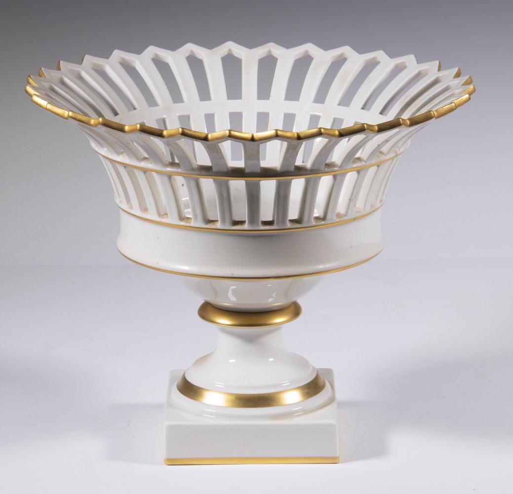 KPM PORCELAIN FOOTED BASKET (1 of 2)