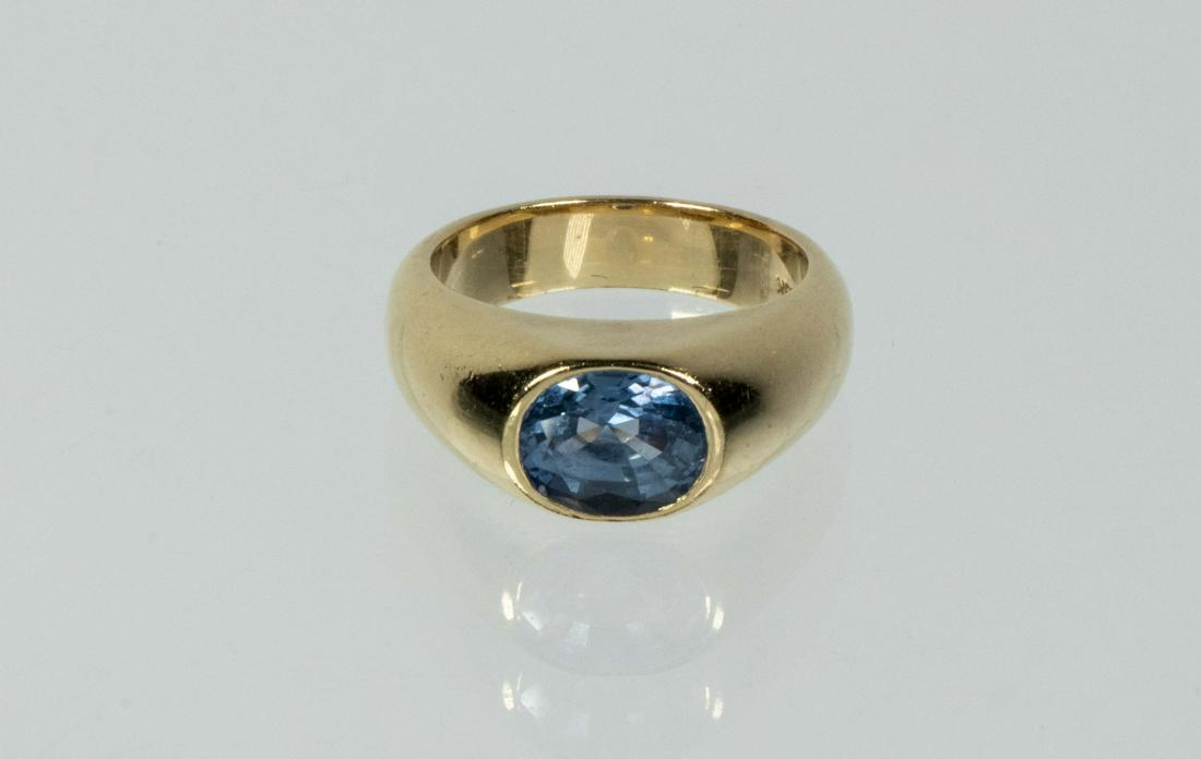 LADIES 18K GOLD AND SAPPHIRE RING (1 of 1)