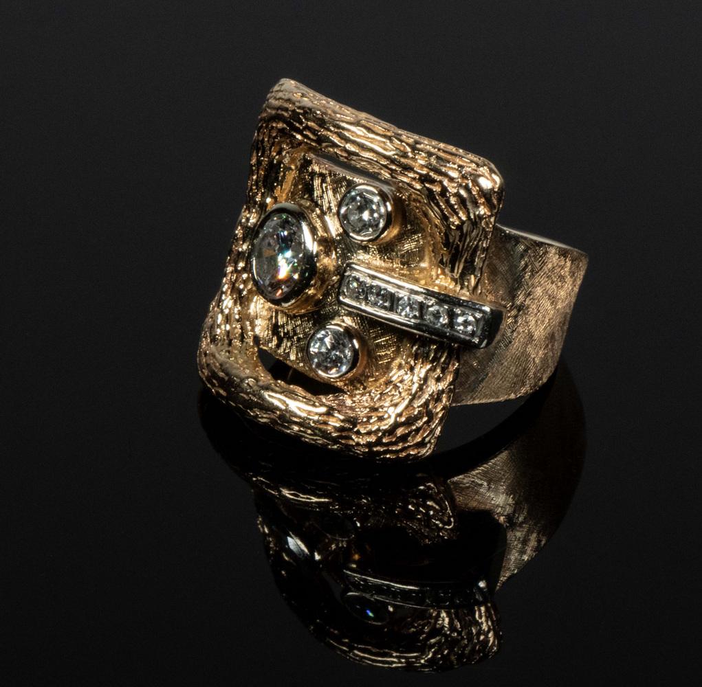 LADIES 14K YELLOW AND WHITE GOLD BUCKLE FORM RING (1 of 3)