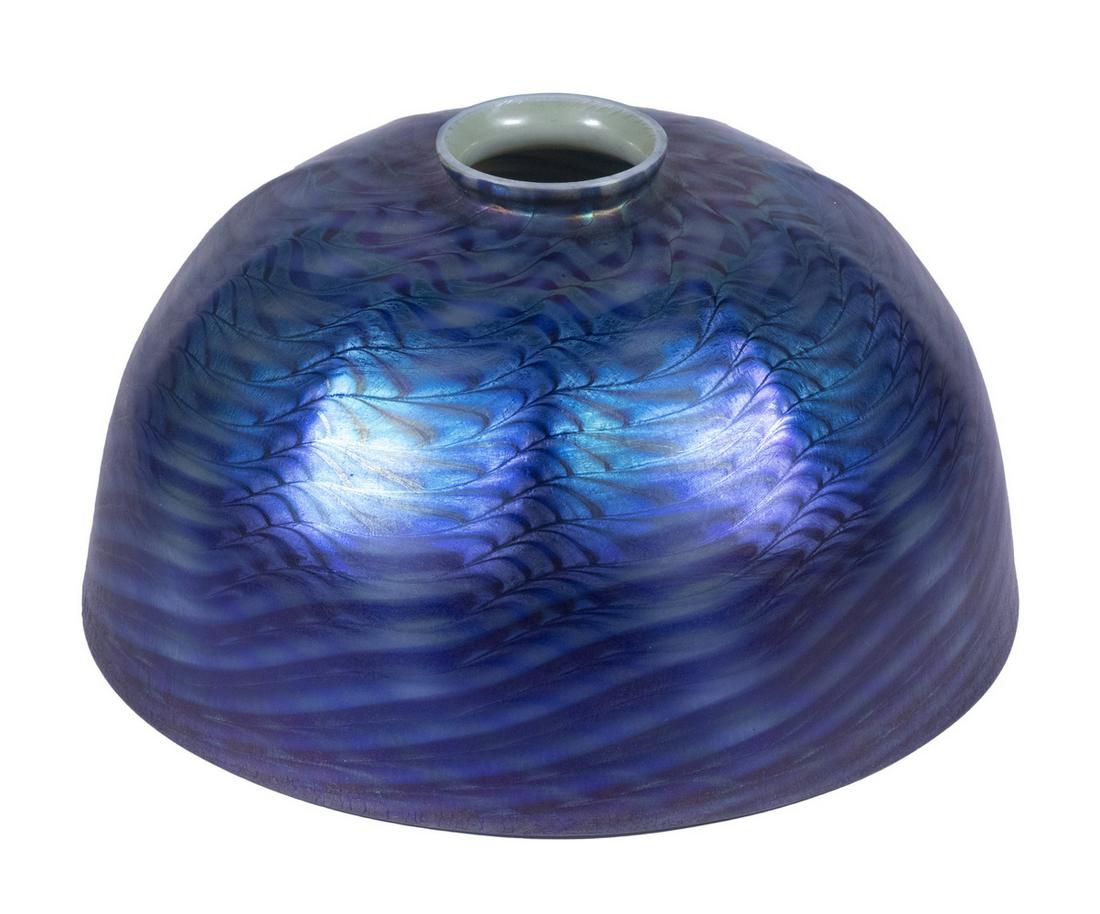 TIFFANY STUDIOS FAVRILE GLASS LAMP SHADE (1 of 14)