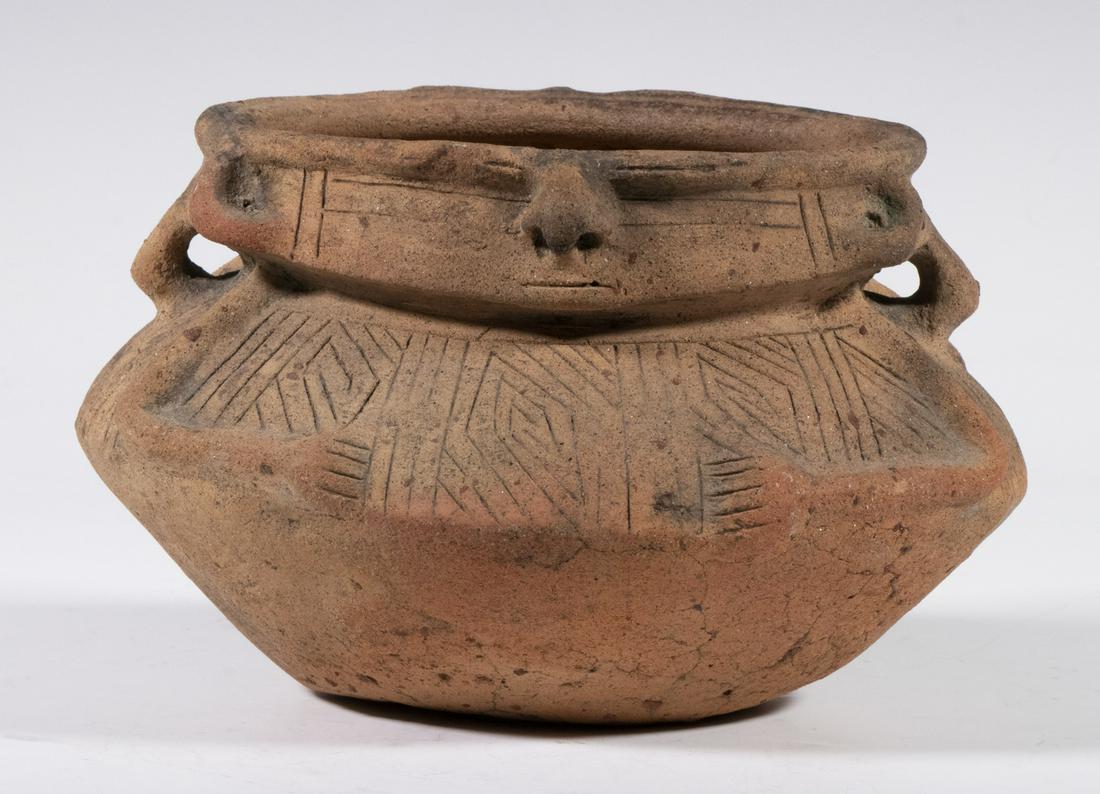 COLOMBIAN RED CLAY POTTERY OVAL VESSEL (1 of 4)