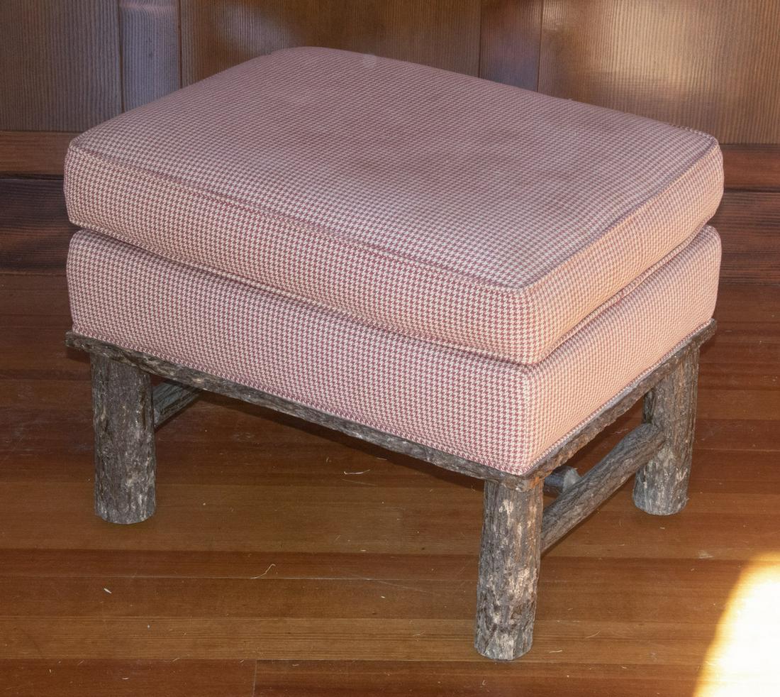 OTTOMAN WITH CUSHION (1 of 2)