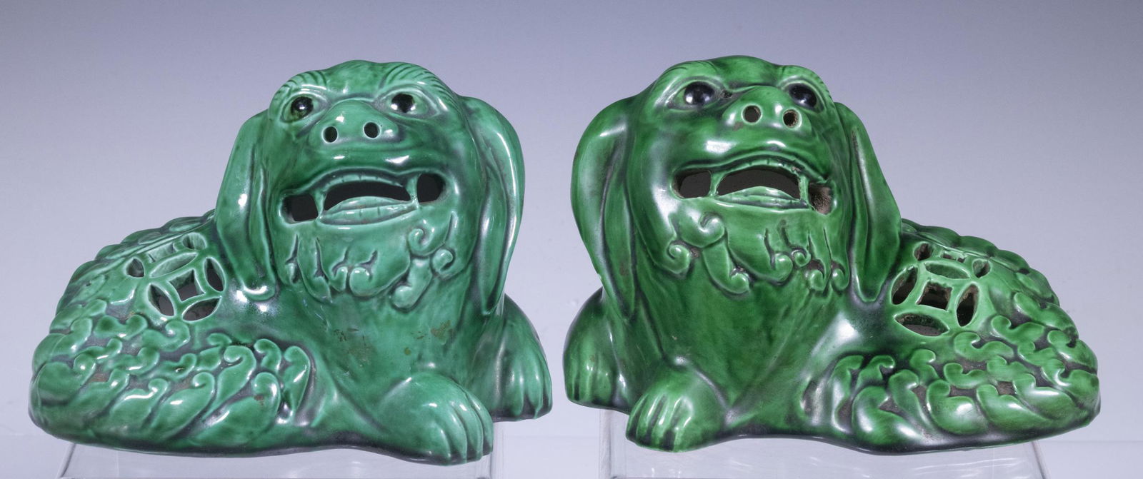 PR CHINESE POTTERY FOO DOGS (1 of 3)