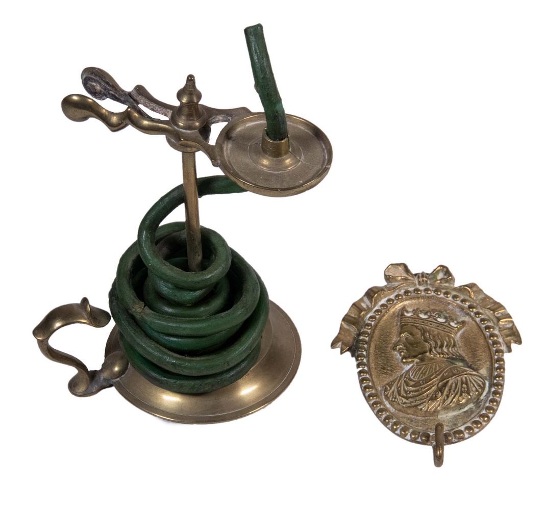 (2 PCS) BRASS WAX JACK & HANGING HOOK (1 of 1)