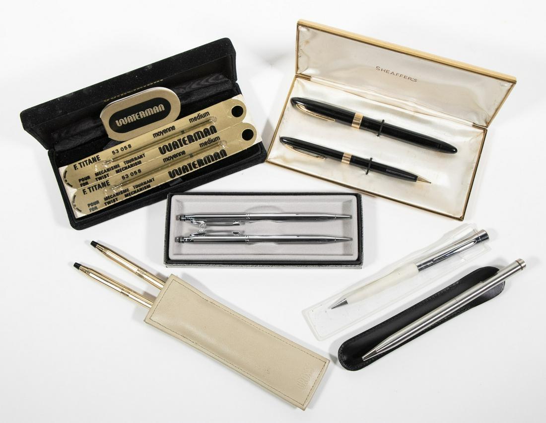 ASSORTED VINTAGE PENS & PENCILS (1 of 1)