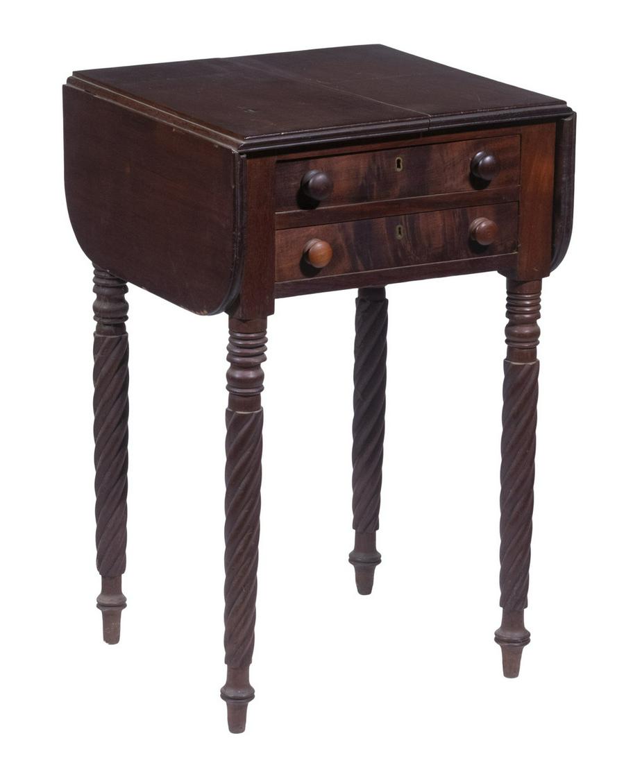 SHERATON DROP-LEAF SIDE TABLE (1 of 4)