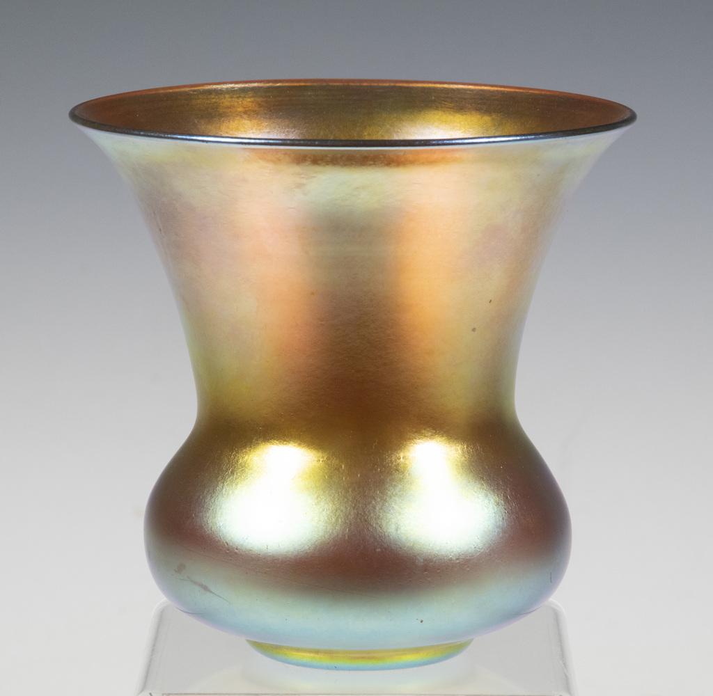 STEUBEN GOLD AURENE VASE (1 of 5)