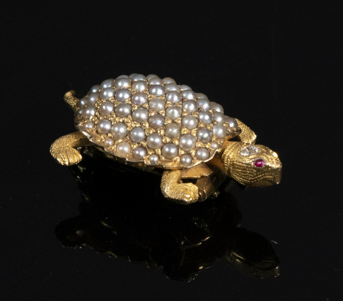 14K GOLD TURTLE FORM BROOCH/PENDANT (1 of 3)