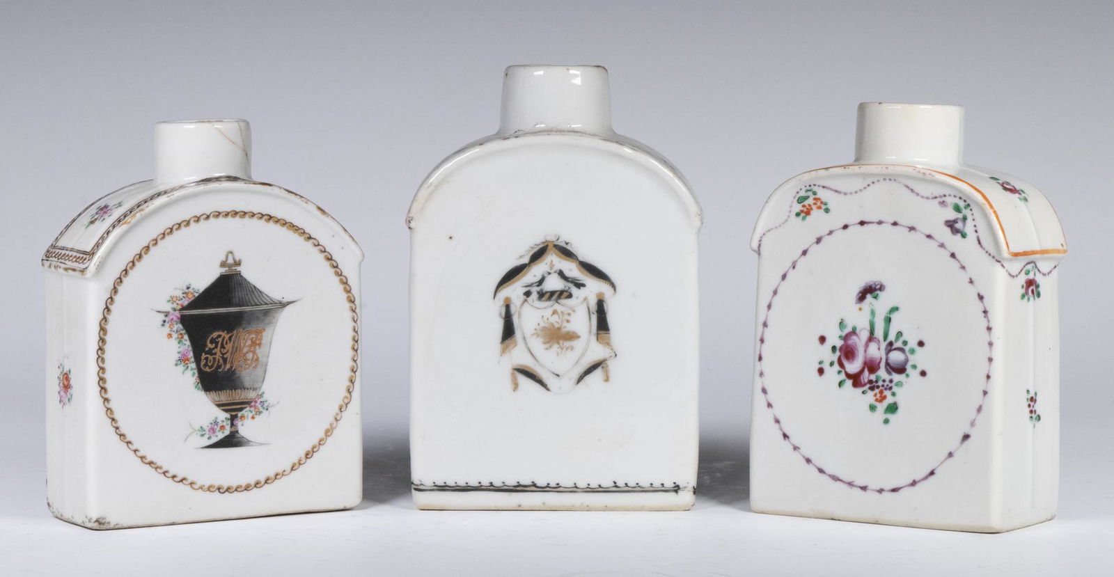 CHINESE EXPORT PORCELAIN TEA CADDIES (1 of 2)